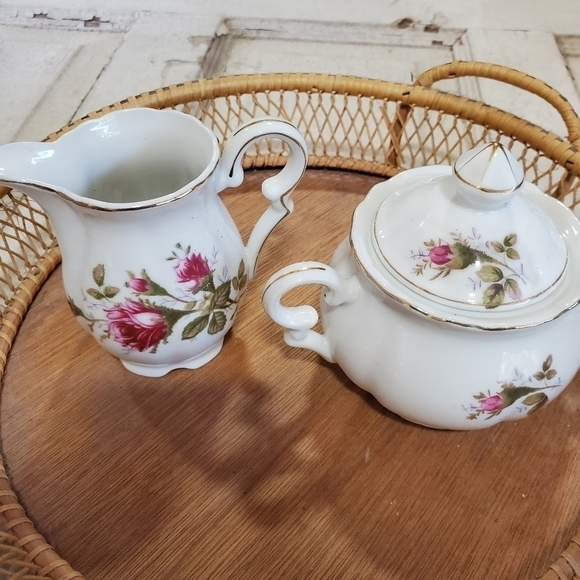 Vtg UCAGCO made in Japan Old Rose Pattern Cream & Sugar set with lid - Picture 2 of 12